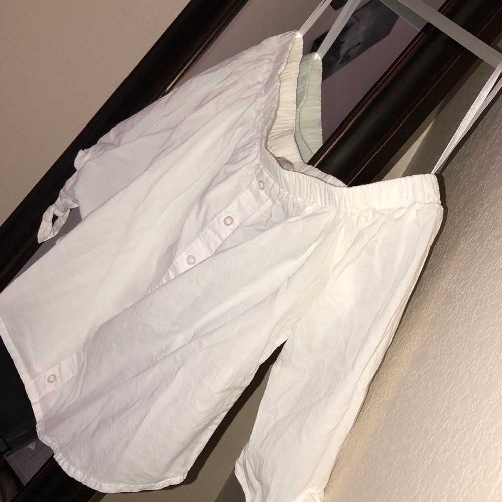 White 3/4 sleeve off the shoulder top